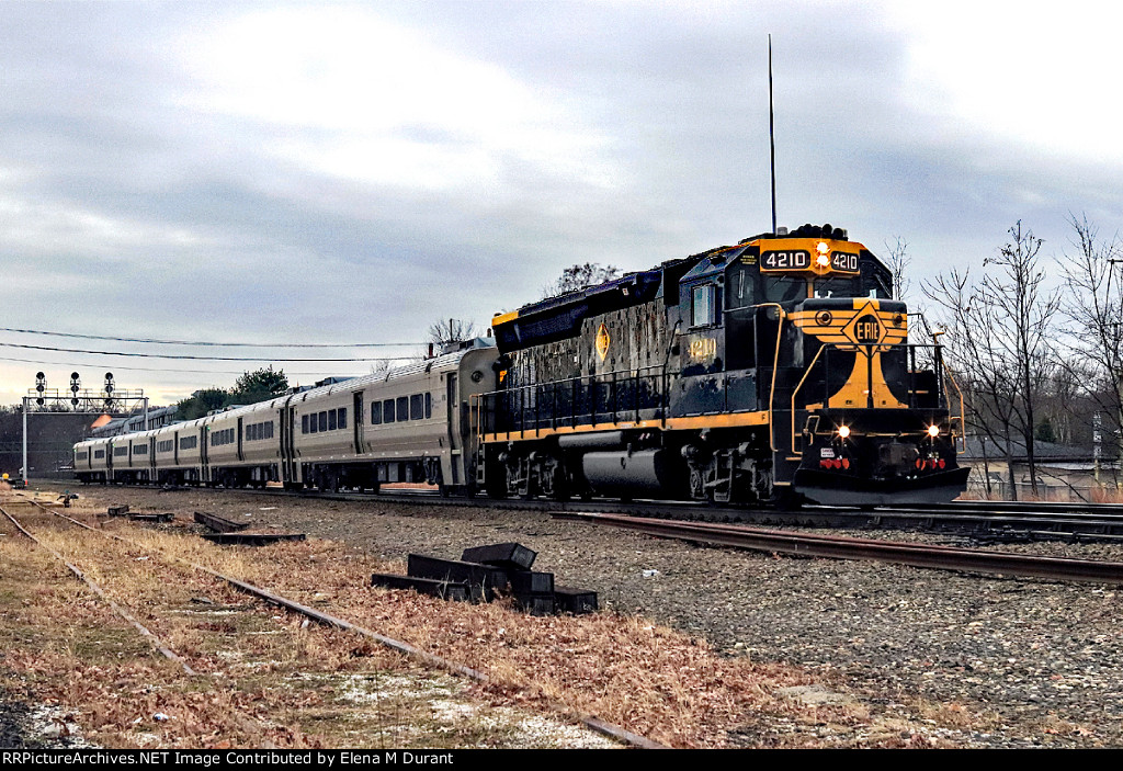 NJT 4210 on train 43